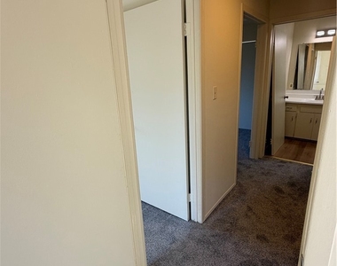 2053 N Garfield - Photo Thumbnail 13