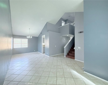 11876 Albion Way - Photo Thumbnail 3