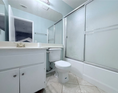 11876 Albion Way - Photo Thumbnail 17