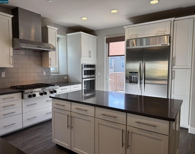 64 Persimmon Walk - Photo Thumbnail 8