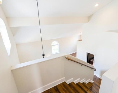 2413 Santa Cruz Ct - Photo Thumbnail 19