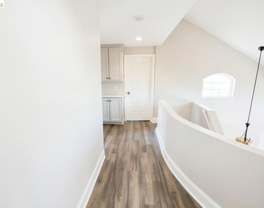 2413 Santa Cruz Ct - Photo Thumbnail 20