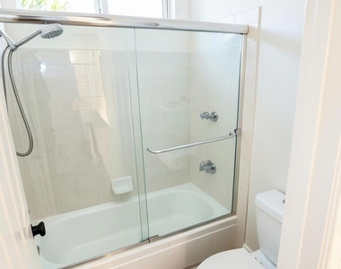 2413 Santa Cruz Ct - Photo Thumbnail 33