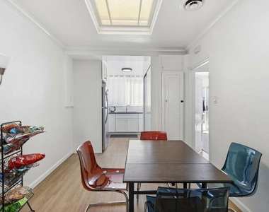 869 Woodside Way - Photo Thumbnail 16