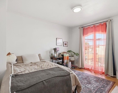 869 Woodside Way - Photo Thumbnail 19