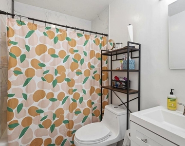 869 Woodside Way - Photo Thumbnail 25