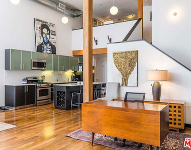 4215 Glencoe Avenue - Photo Thumbnail 6