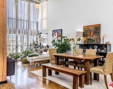4215 Glencoe Avenue - Photo Thumbnail 1