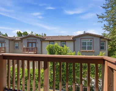 732 Tennis Club Lane - Photo Thumbnail 30