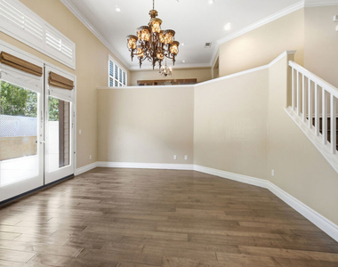 732 Tennis Club Lane - Photo Thumbnail 8