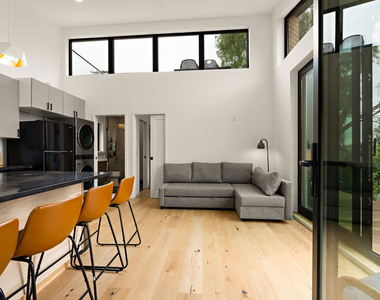 5204 Baltimore Street - Photo Thumbnail 19