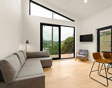 5204 Baltimore Street - Photo Thumbnail 14