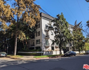 100 N Wetherly Drive - Photo Thumbnail 1
