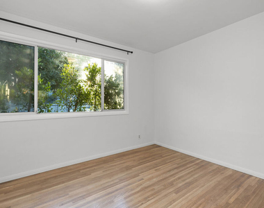 3760 Beethoven Street - Photo Thumbnail 13