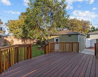 3760 Beethoven Street - Photo Thumbnail 19