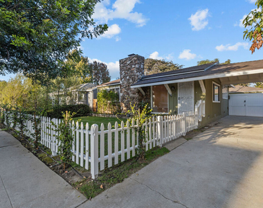 3760 Beethoven Street - Photo Thumbnail 2