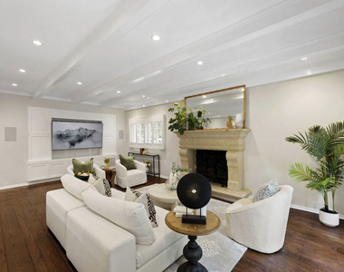 15938 Valley Vista Boulevard - Photo Thumbnail 14
