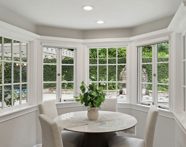 15938 Valley Vista Boulevard - Photo Thumbnail 9