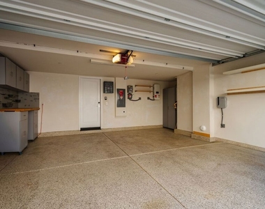2911 W Exposition Place - Photo Thumbnail 45