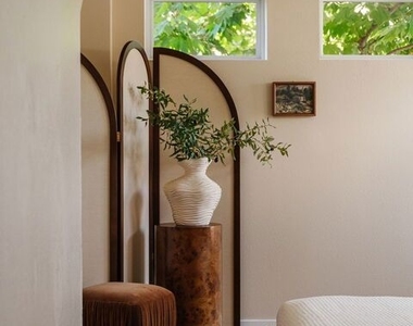 2911 W Exposition Place - Photo Thumbnail 7