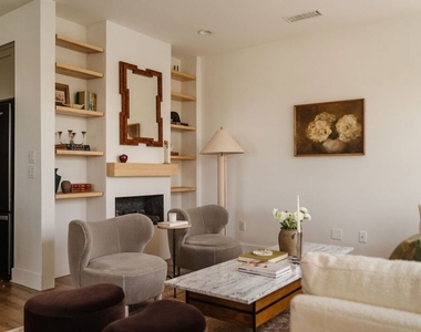 2911 W Exposition Place - Photo Thumbnail 24