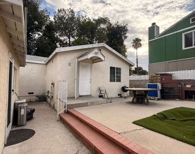 3740 Mayfield Avenue - Photo Thumbnail 16