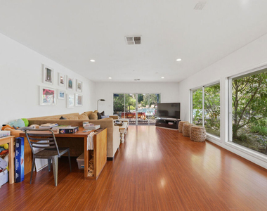 4401 Nogales Drive - Photo Thumbnail 13