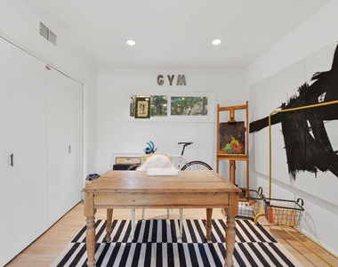 4401 Nogales Drive - Photo Thumbnail 11