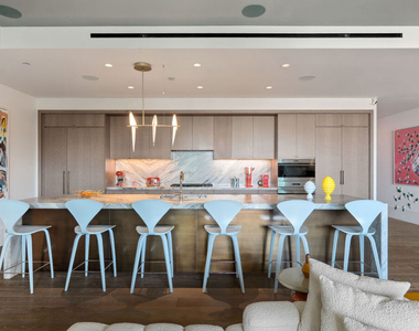8420 W Sunset Boulevard - Photo Thumbnail 10