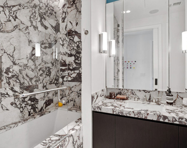8420 W Sunset Boulevard - Photo Thumbnail 30