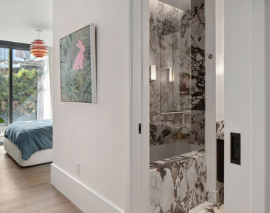 8420 W Sunset Boulevard - Photo Thumbnail 27