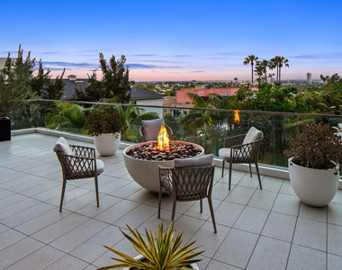 8420 W Sunset Boulevard - Photo Thumbnail 45