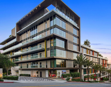 8420 W Sunset Boulevard - Photo Thumbnail 47