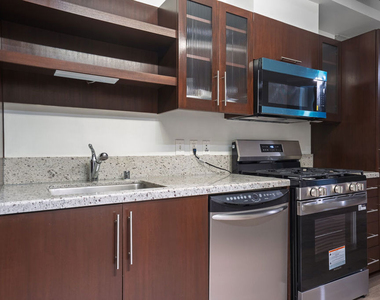1111 S Grand Avenue - Photo Thumbnail 14