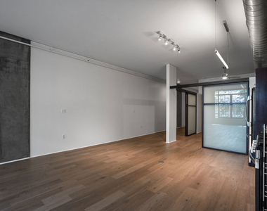 1111 S Grand Avenue - Photo Thumbnail 26
