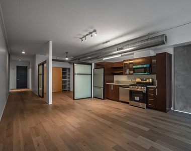 1111 S Grand Avenue - Photo Thumbnail 29