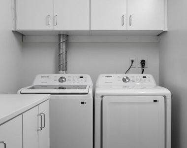 1111 S Grand Avenue - Photo Thumbnail 10