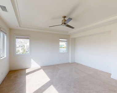 12073 Carabela Court - Photo Thumbnail 16