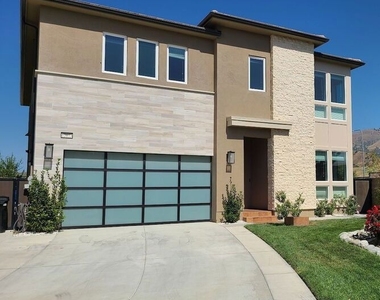 12073 Carabela Court - Photo Thumbnail 25