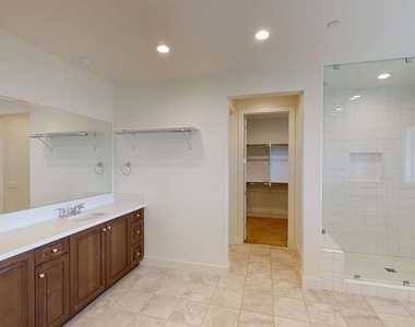 12073 Carabela Court - Photo Thumbnail 18
