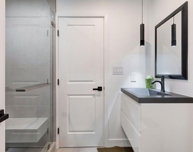 9028 Keith Avenue - Photo Thumbnail 17