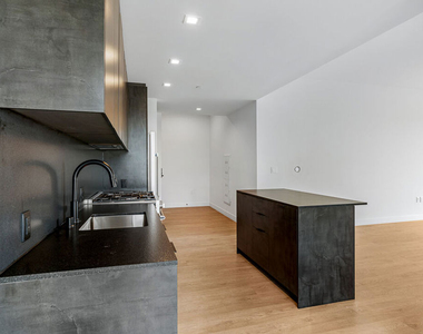 10700 Tabor Street - Photo Thumbnail 2
