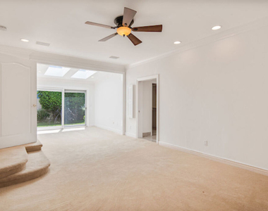 5496 Katherine Avenue - Photo Thumbnail 19