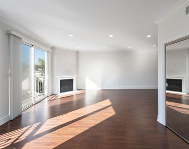 1050 Holt Avenue - Photo Thumbnail 5