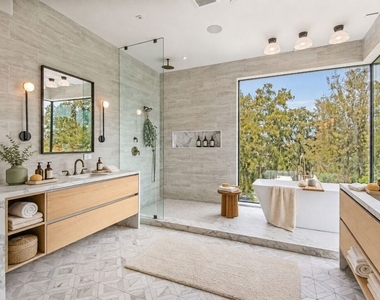 1030 Centinela Avenue - Photo Thumbnail 17