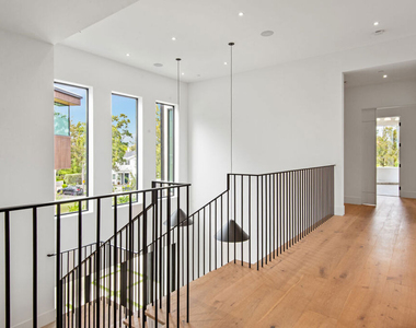 1030 Centinela Avenue - Photo Thumbnail 14