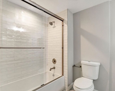 842 11th St - Photo Thumbnail 20