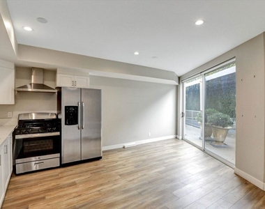 842 11th St - Photo Thumbnail 11