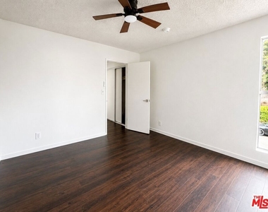 1208 W Adams Boulevard - Photo Thumbnail 3
