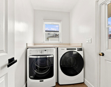 6328 Camellia Avenue - Photo Thumbnail 10